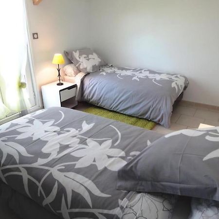 Appartement T3 Lumineux Tres Bien Equipe Avec Balcon Salies-de-Béarn Dış mekan fotoğraf