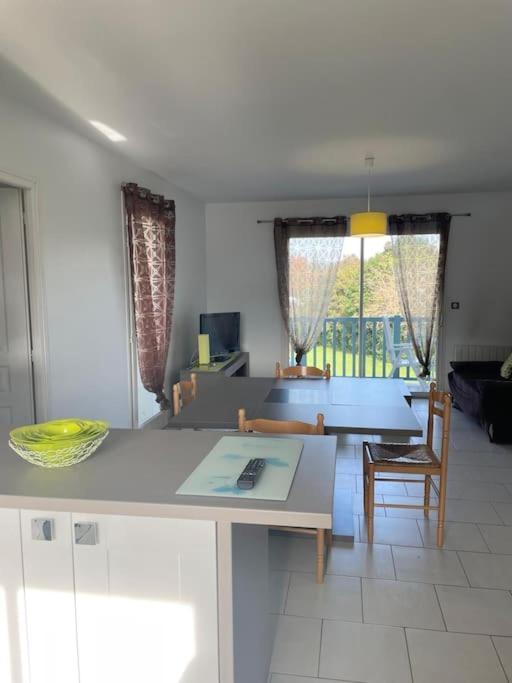 Appartement T3 Lumineux Tres Bien Equipe Avec Balcon Salies-de-Béarn Dış mekan fotoğraf